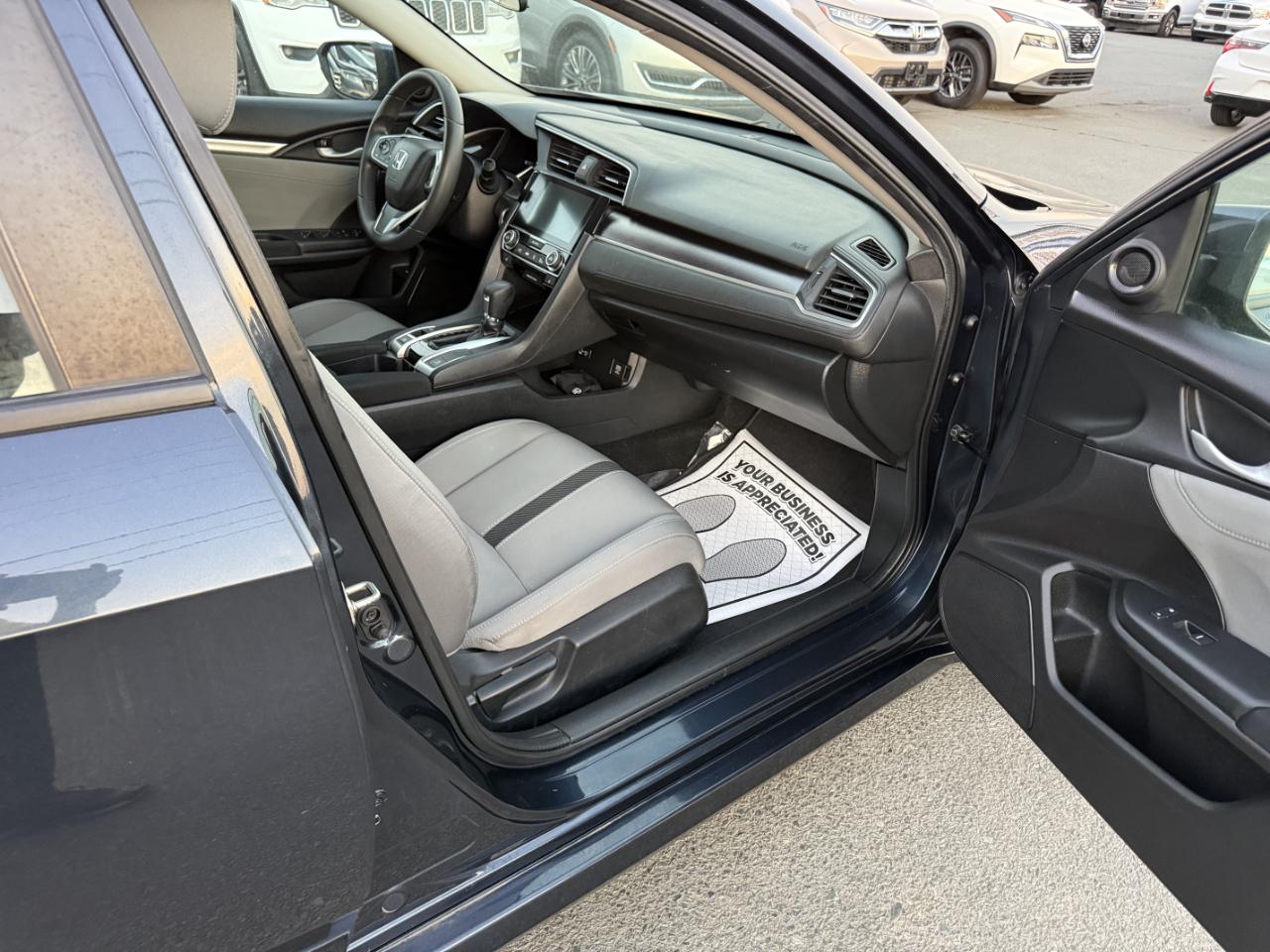 Honda Civic EX-T Sedan CVT 2016