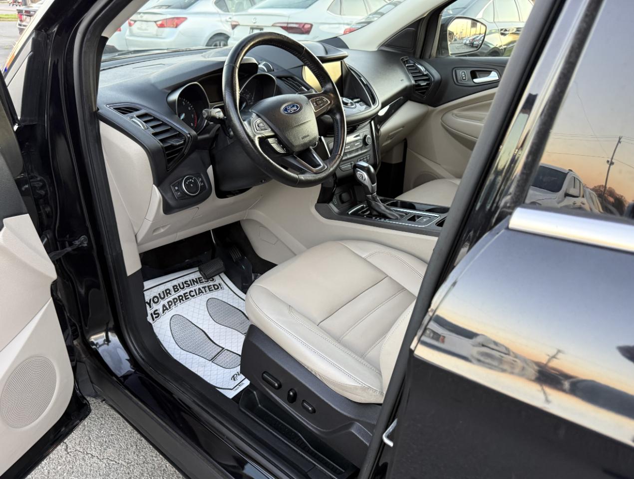 Ford Escape Titanium FWD 2019