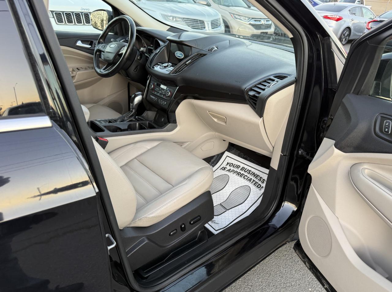 Ford Escape Titanium FWD 2019