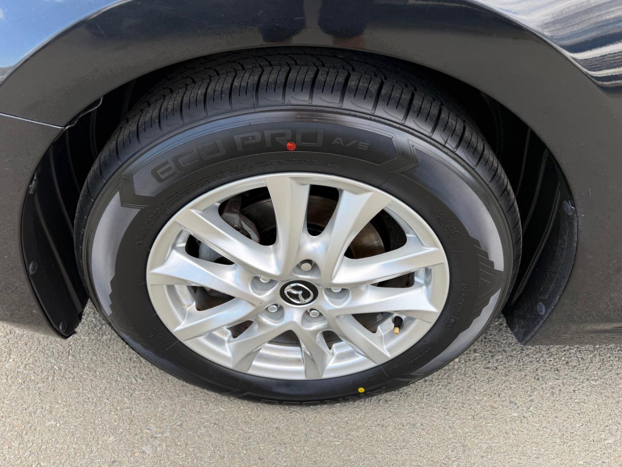 Mazda MAZDA3 i Touring AT 4-Door 2015