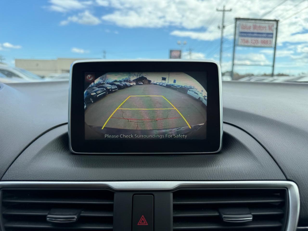 Mazda MAZDA3 i Touring AT 4-Door 2015