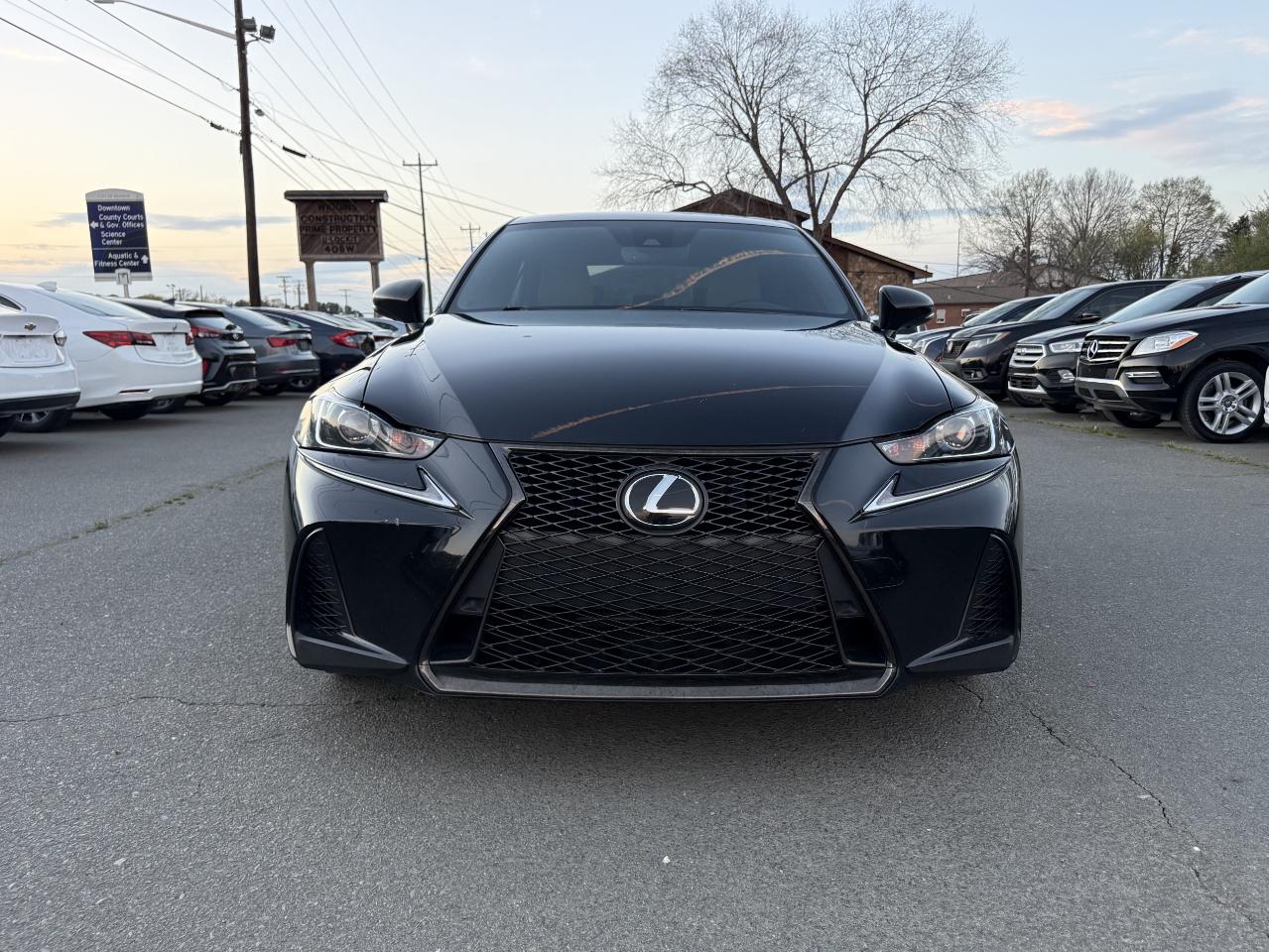 Lexus IS F SPORT 300 RWD 2020