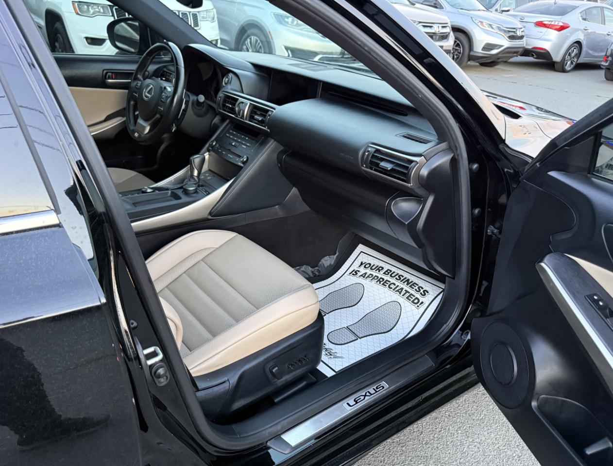 Lexus IS F SPORT 300 RWD 2020