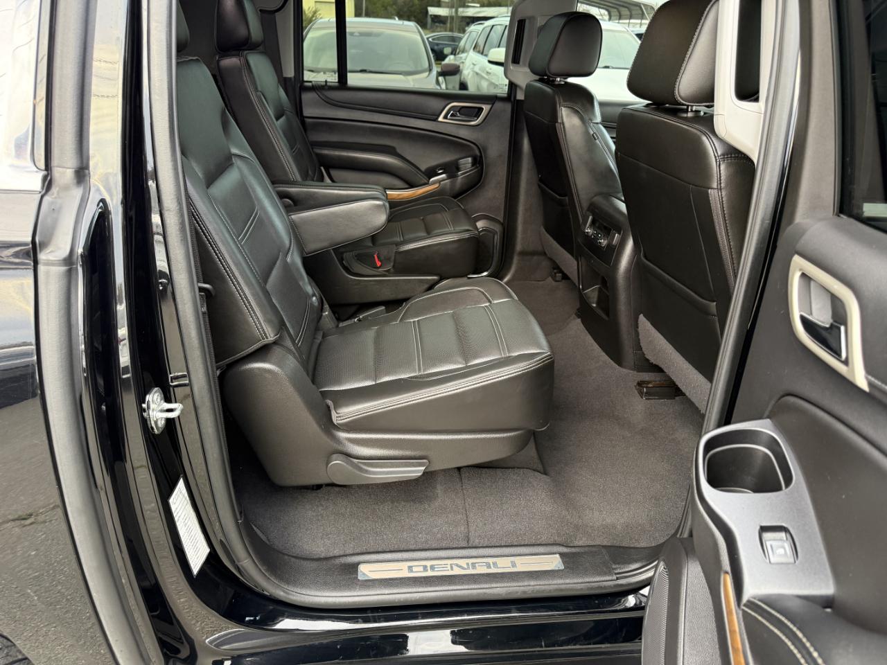 GMC Yukon XL Denali 2WD 2020