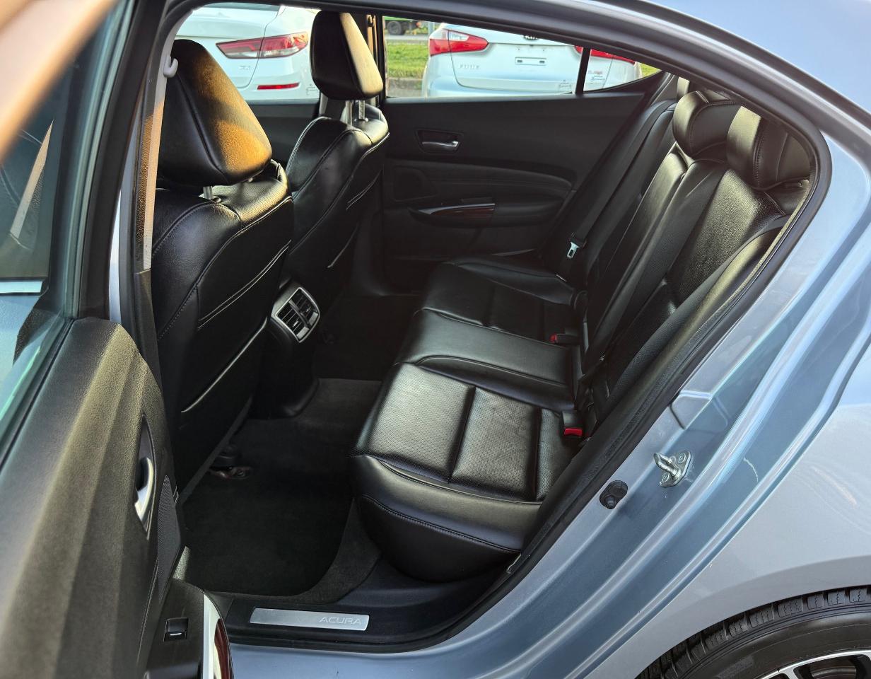Acura TLX 8-Spd DCT w/Technology Package 2015
