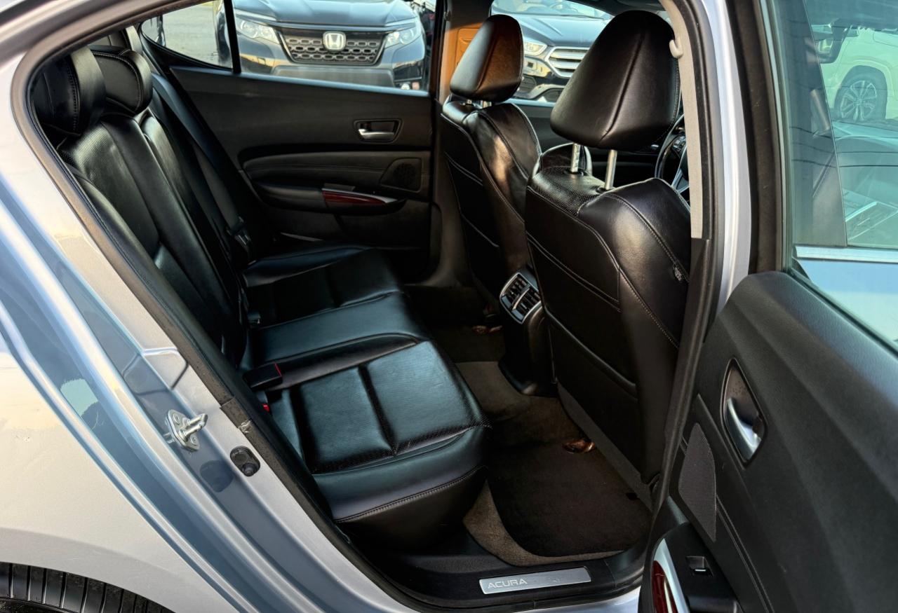 Acura TLX 8-Spd DCT w/Technology Package 2015