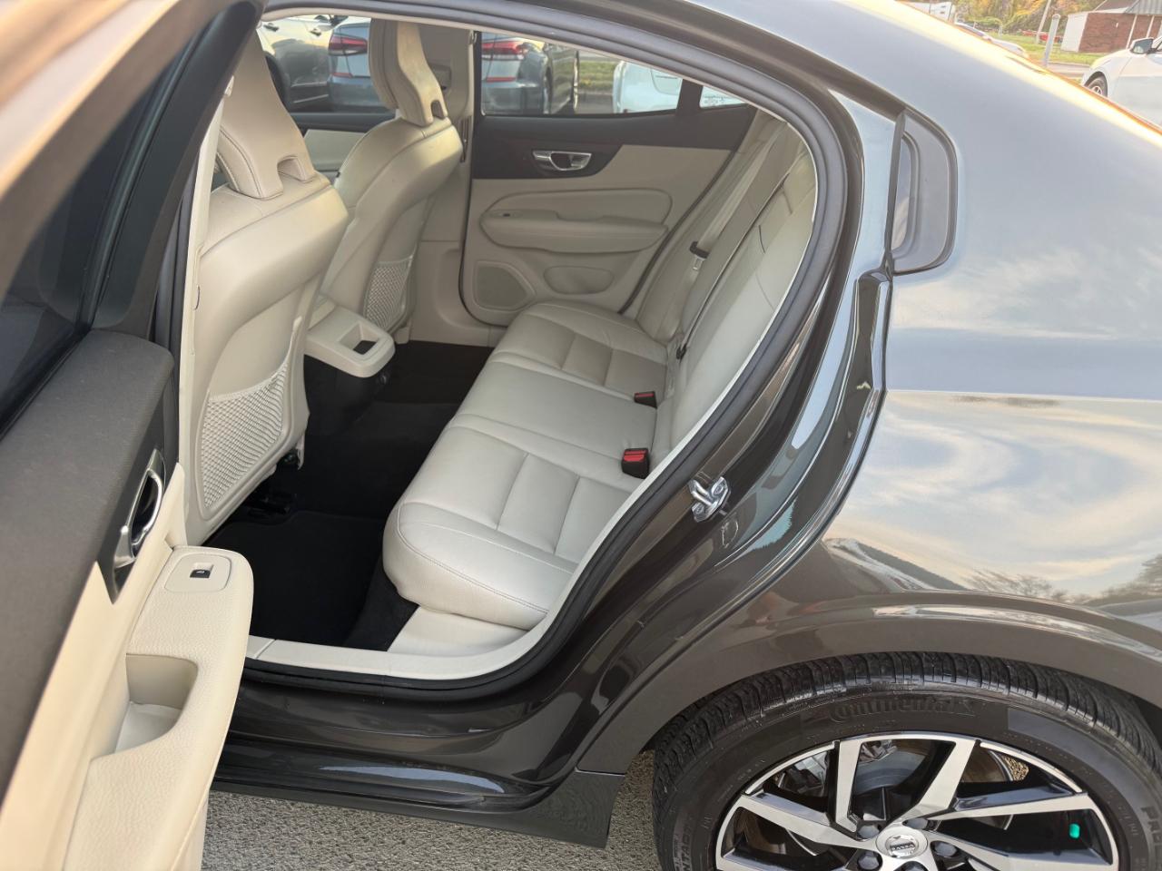 Volvo S60 T5 Momentum 2020