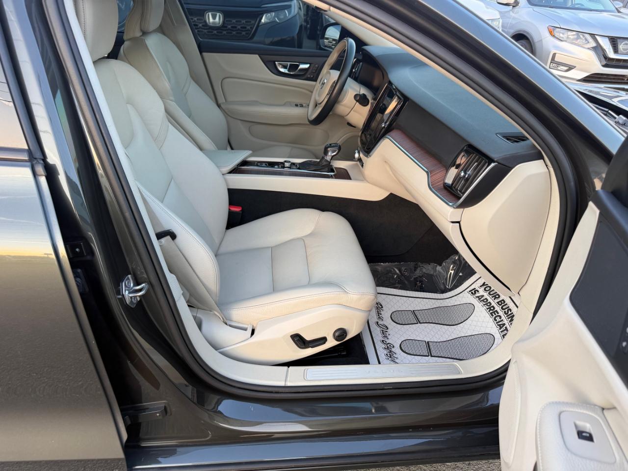 Volvo S60 T5 Momentum 2020