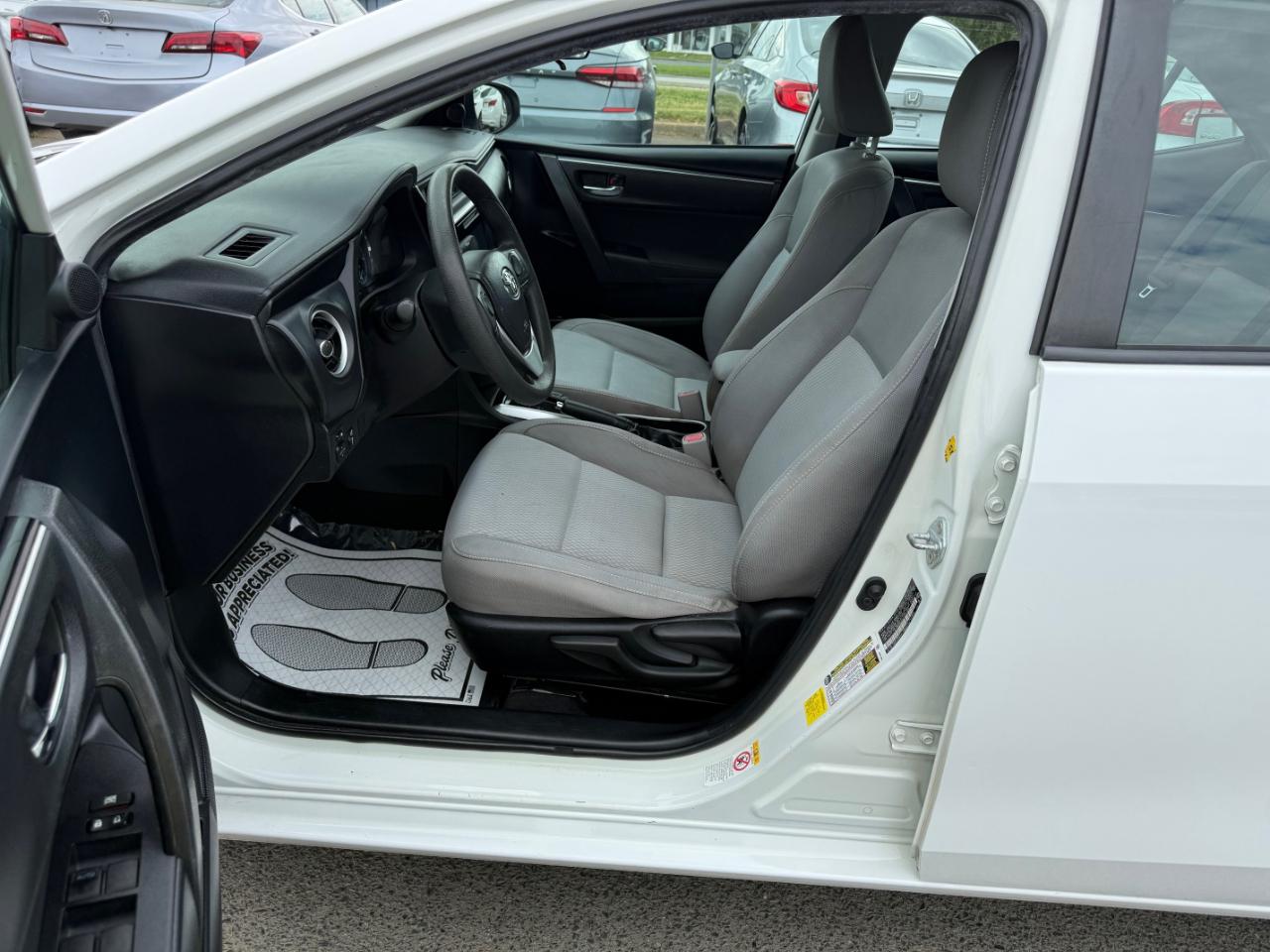 Toyota Corolla LE CVT 2019