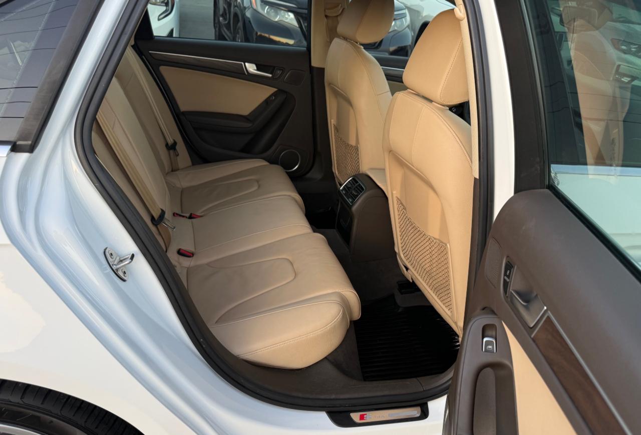 Audi A4 2.0T Premium Plus quattro Sedan AWD 8A 2016