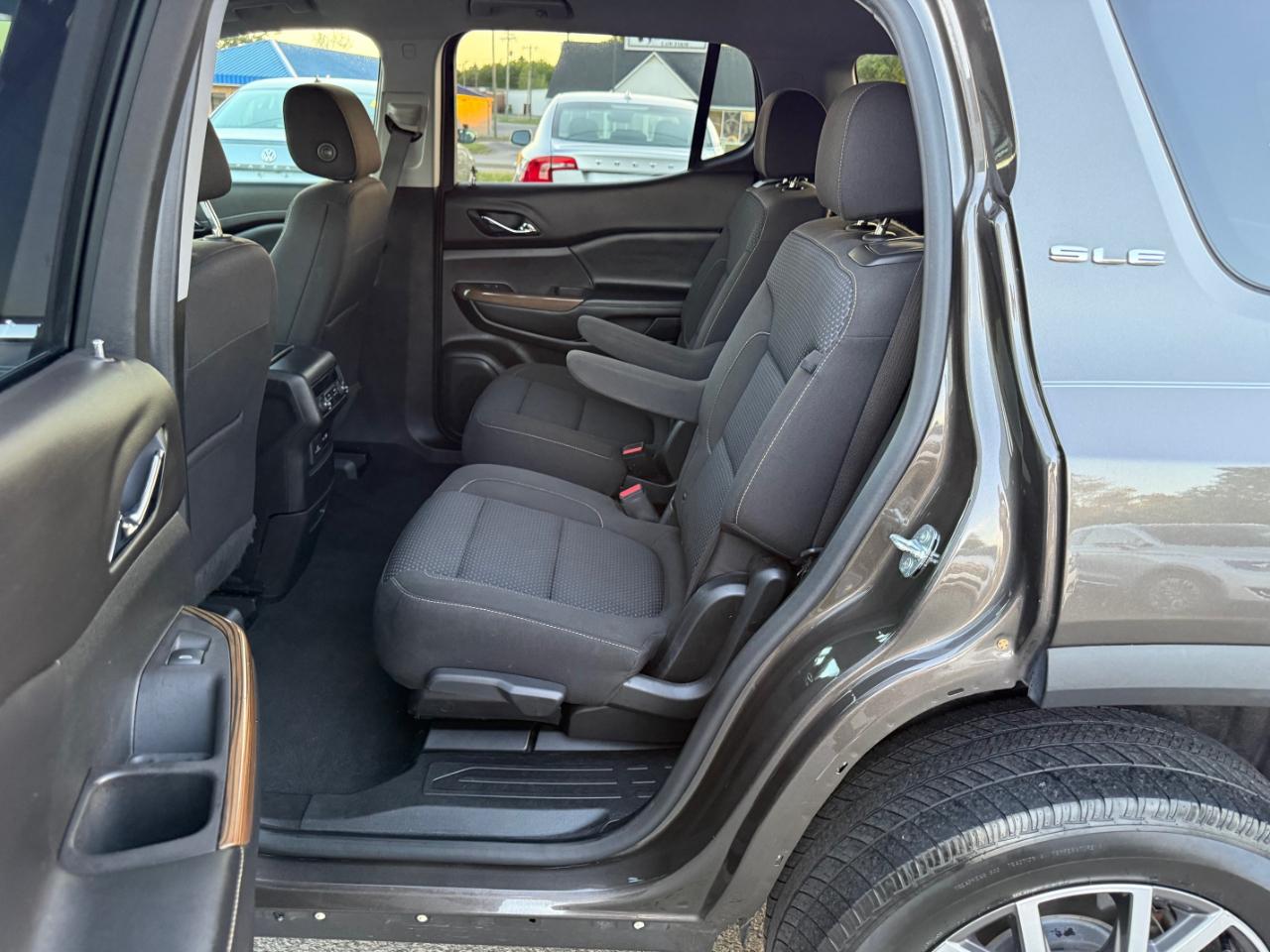 GMC Acadia SLE-1 FWD 2020