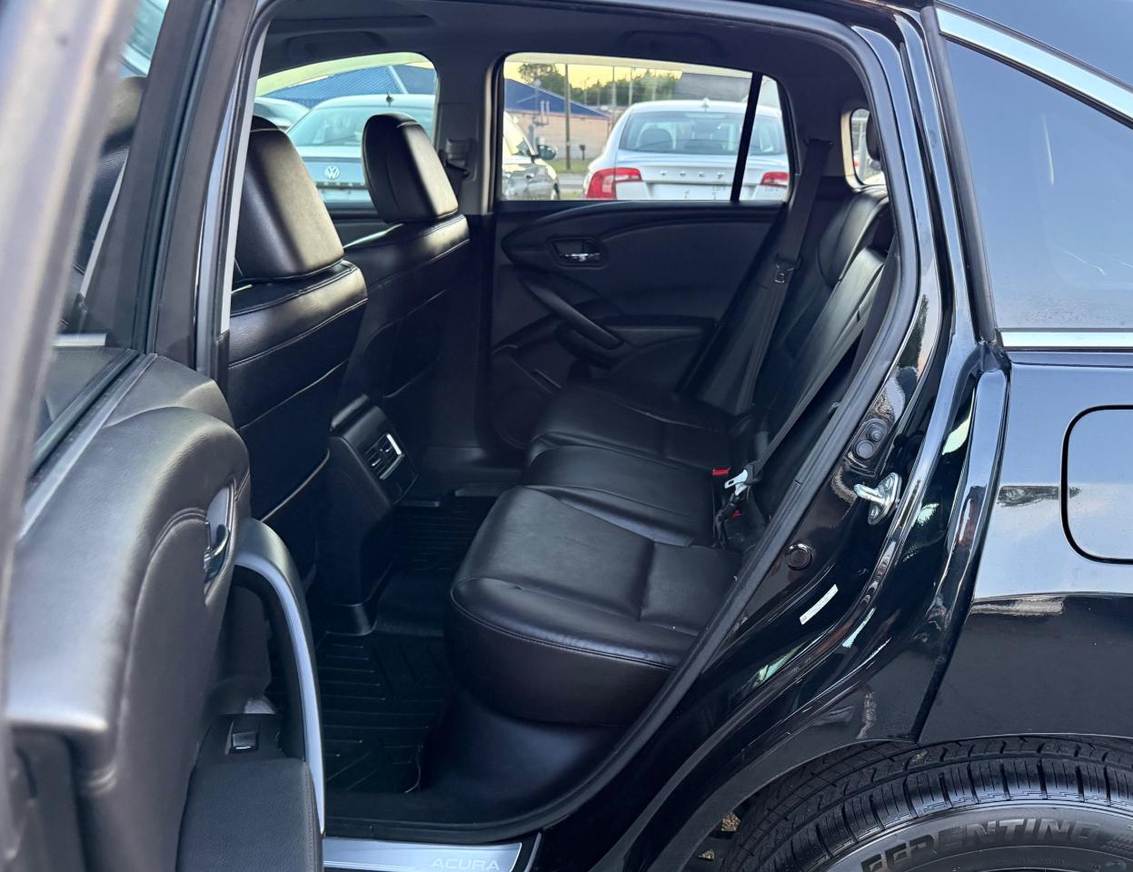 Acura RDX 6-Spd AT AWD w/Advance Package 2017