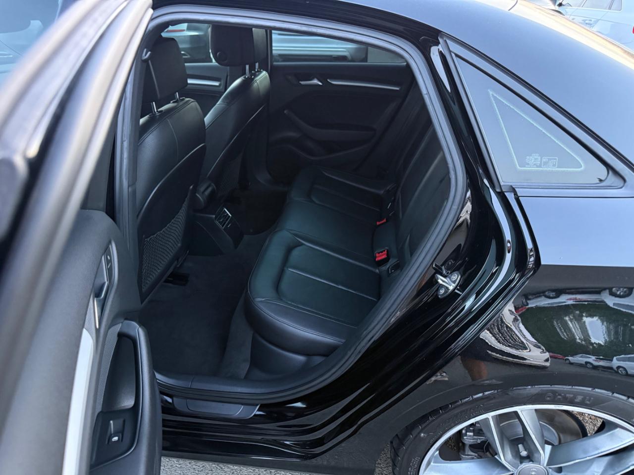 Audi S3 2.0T Premium Plus quattro 2015