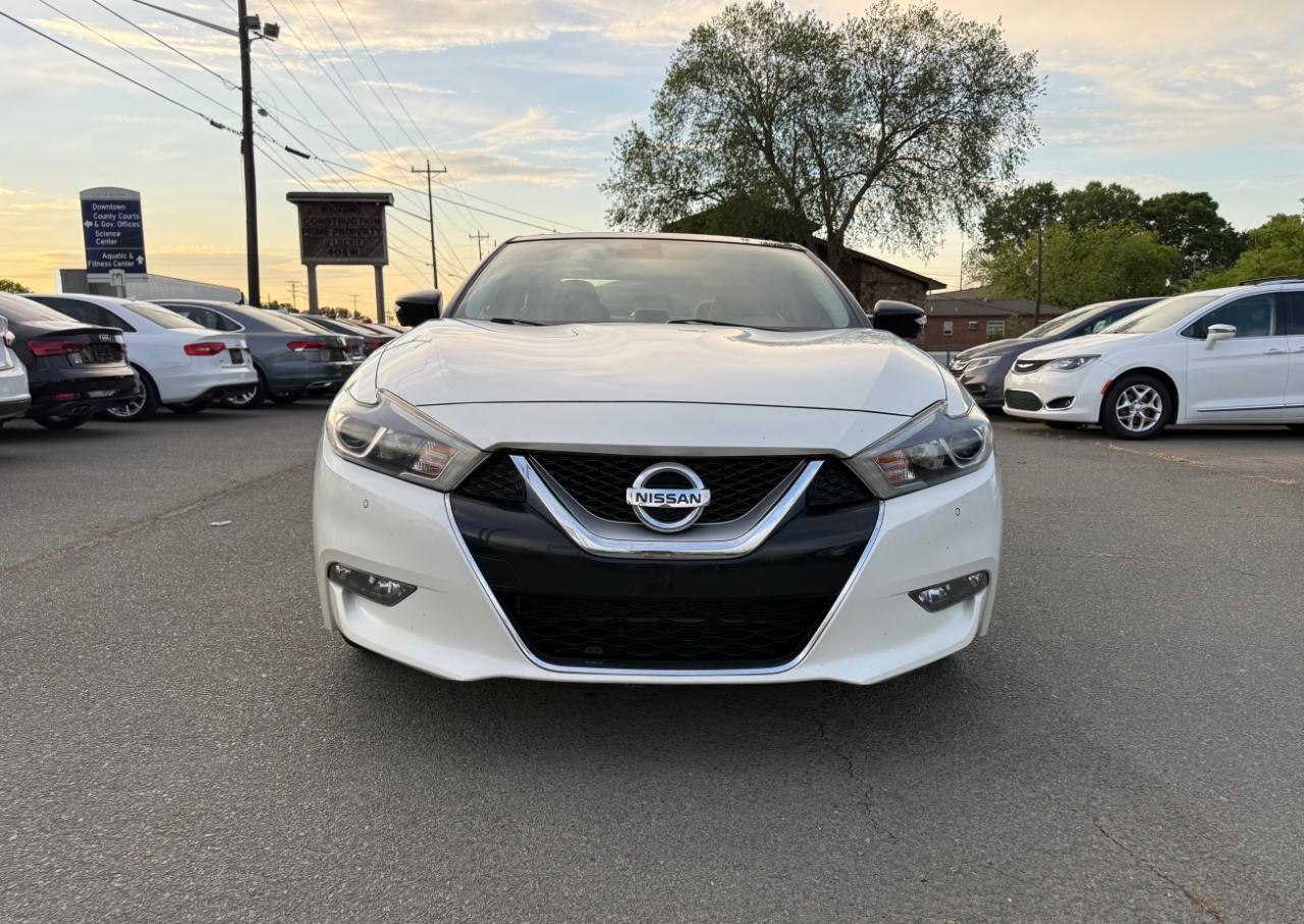 Nissan Maxima  2017