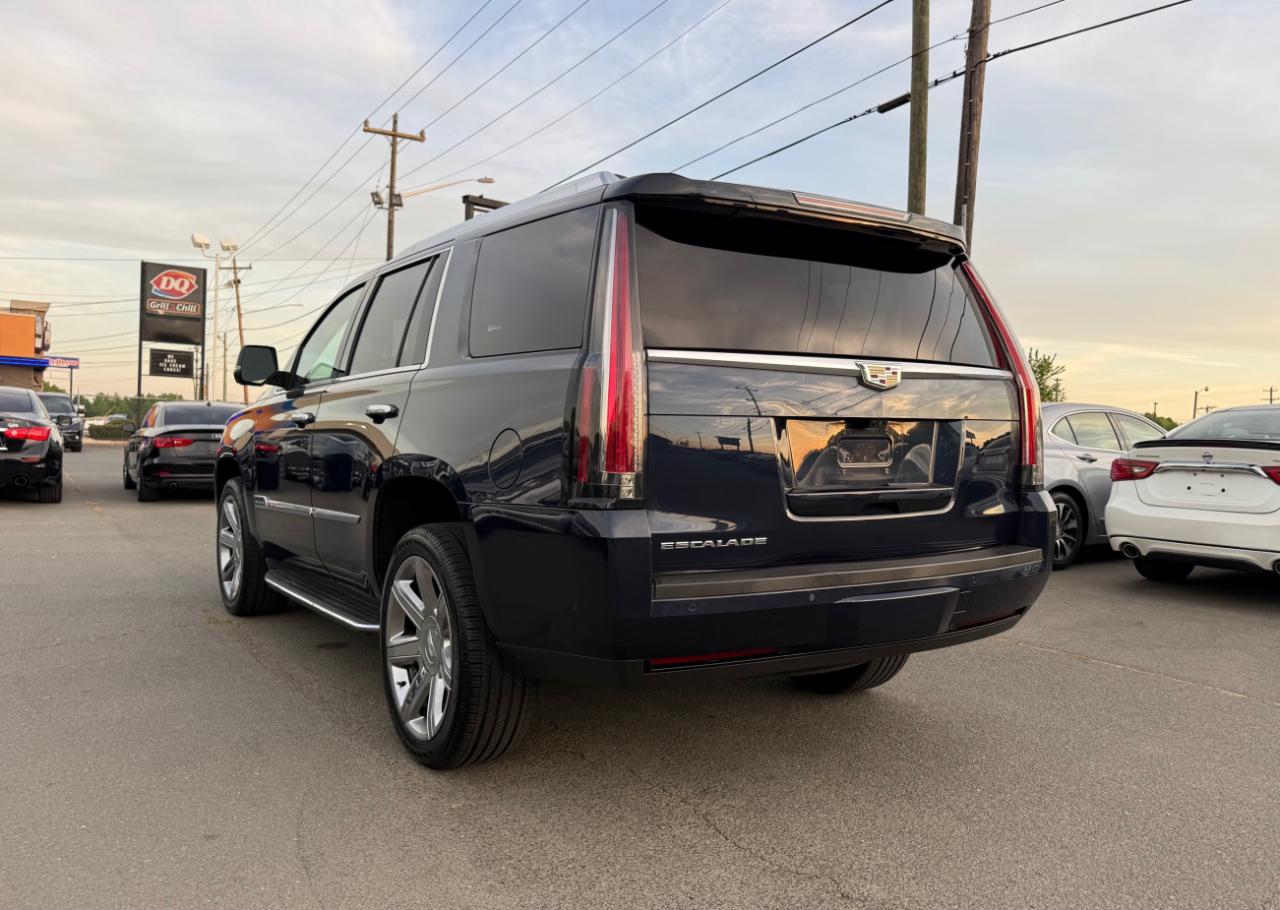 Cadillac Escalade Luxury 4WD 2017