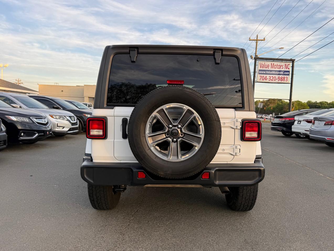 Jeep Wrangler Unlimited Sahara 2021
