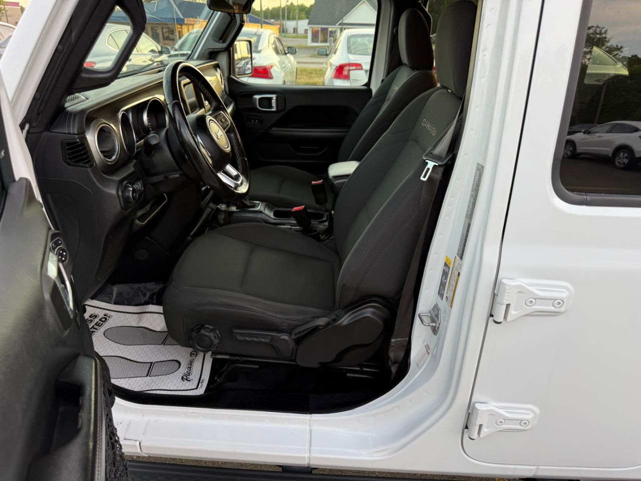 Jeep Wrangler Unlimited Sahara 2021