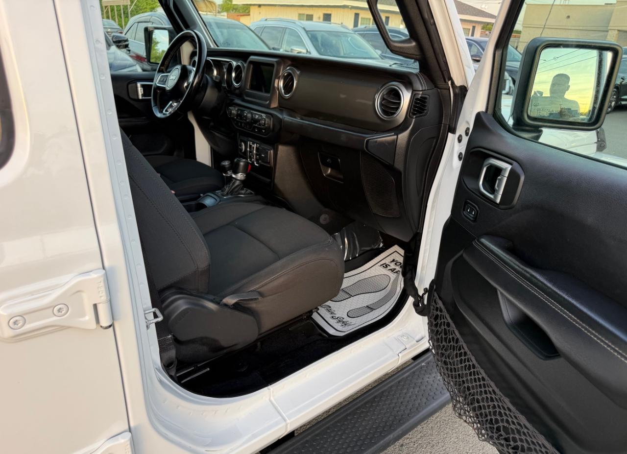 Jeep Wrangler Unlimited Sahara 2021