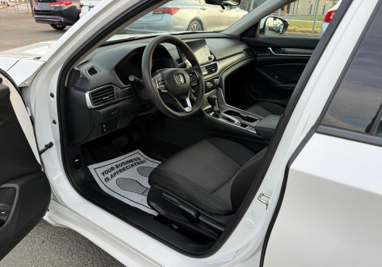 Honda Accord LX CVT 2020