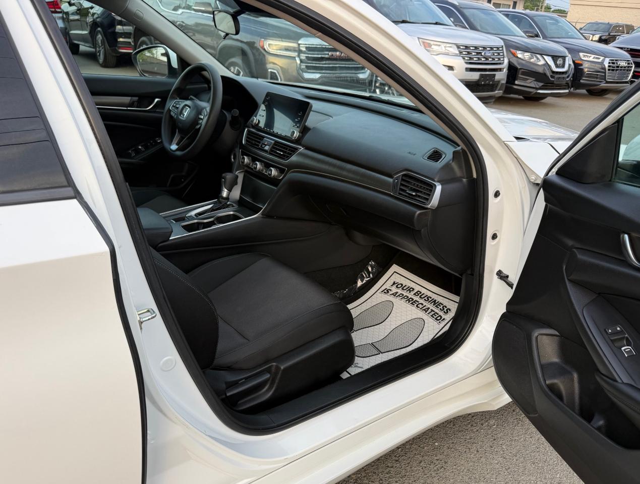 Honda Accord LX CVT 2020