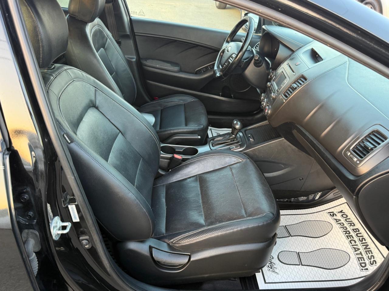 Kia Forte 5-Door SX 2015