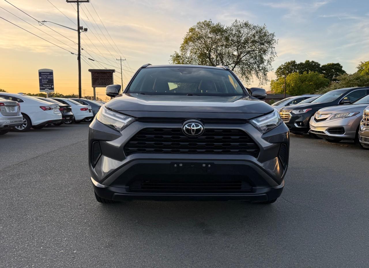 Toyota RAV4 XLE 2023