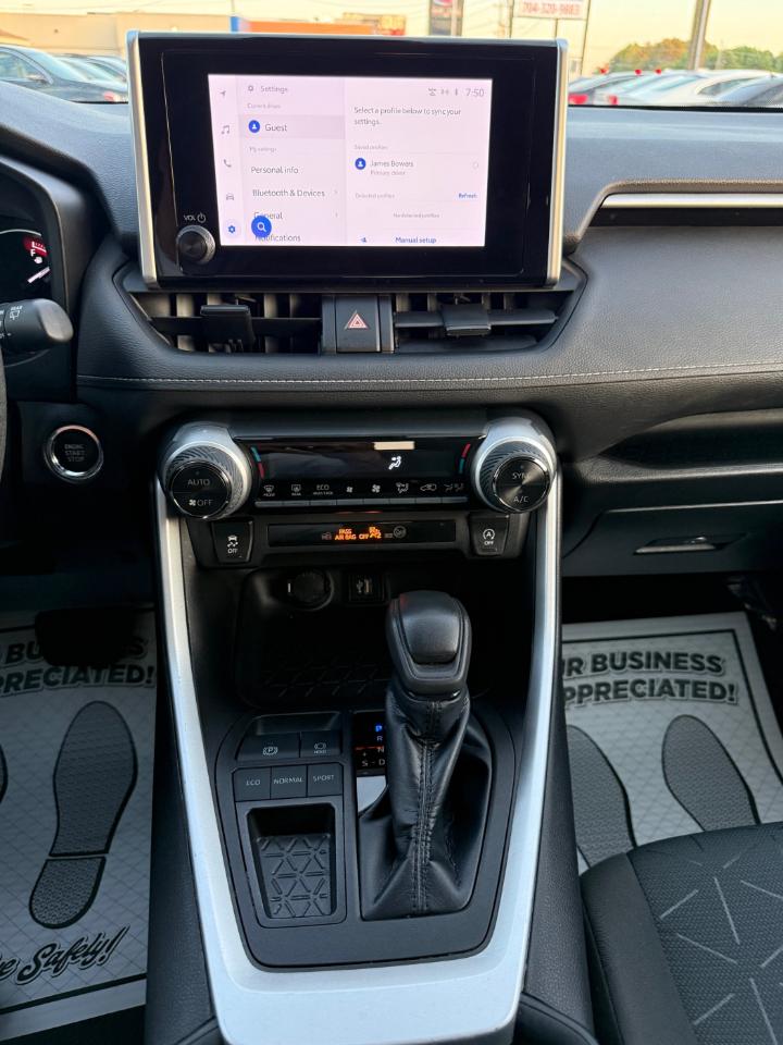 Toyota RAV4 XLE 2023