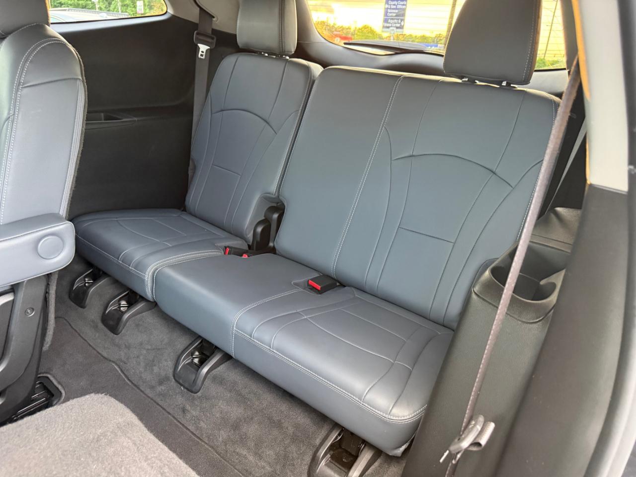 Buick Enclave Essence AWD 2020