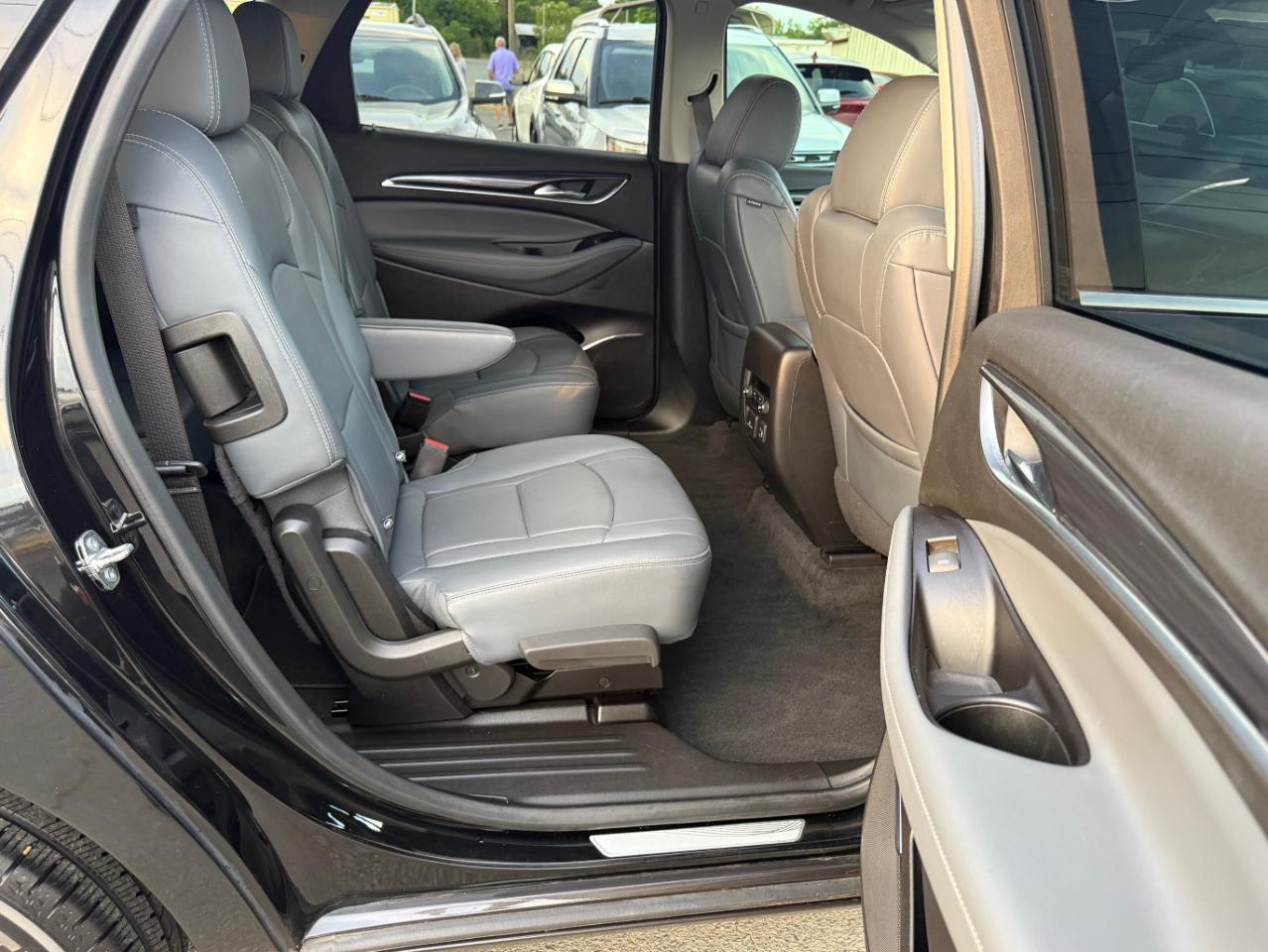 Buick Enclave Essence AWD 2020