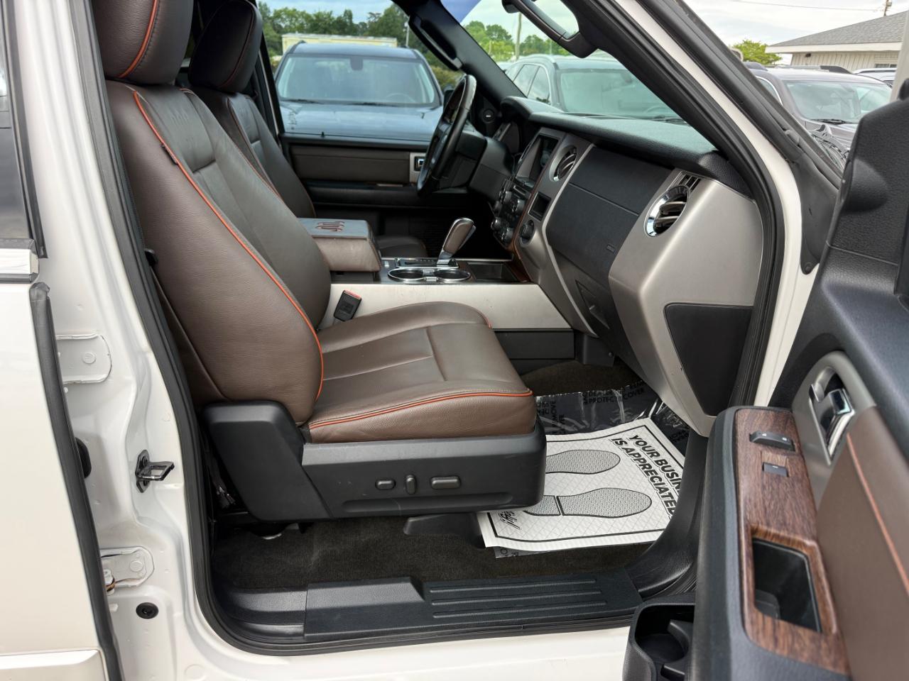 Ford Expedition EL King Ranch 4WD 2017