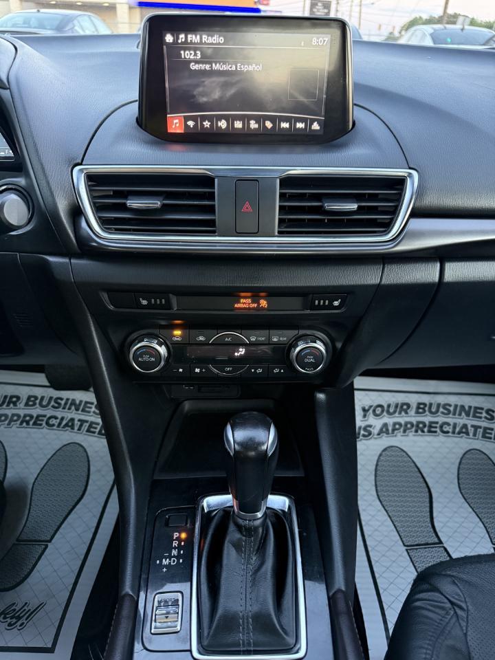 Mazda MAZDA3 s Grand Touring AT 4-Door 2018