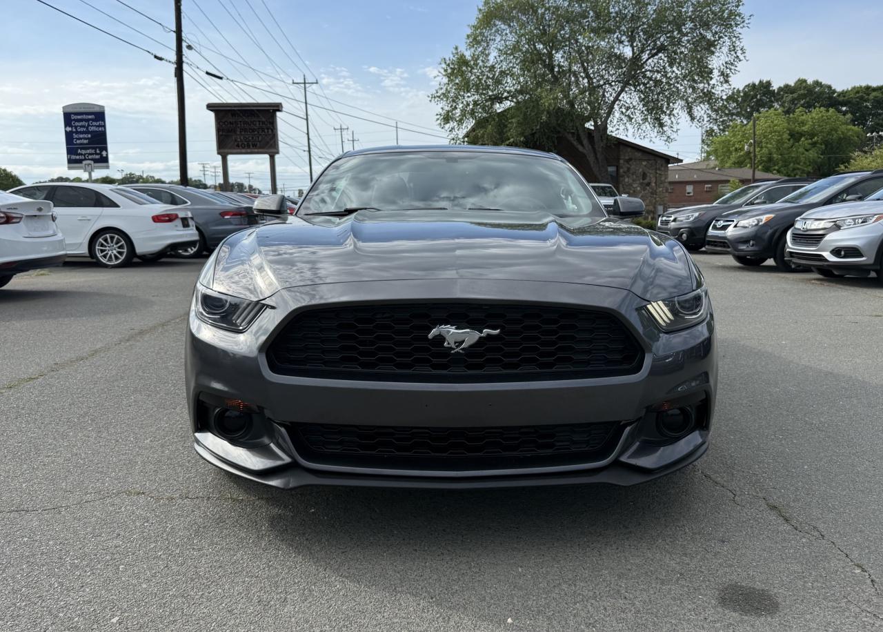 Ford Mustang EcoBoost Coupe 2017