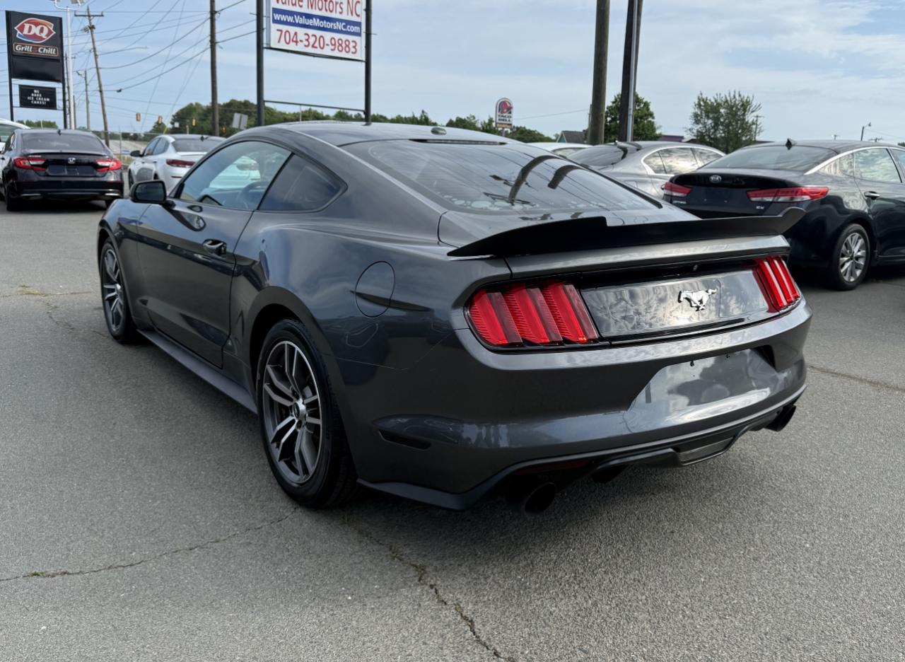 Ford Mustang EcoBoost Coupe 2017
