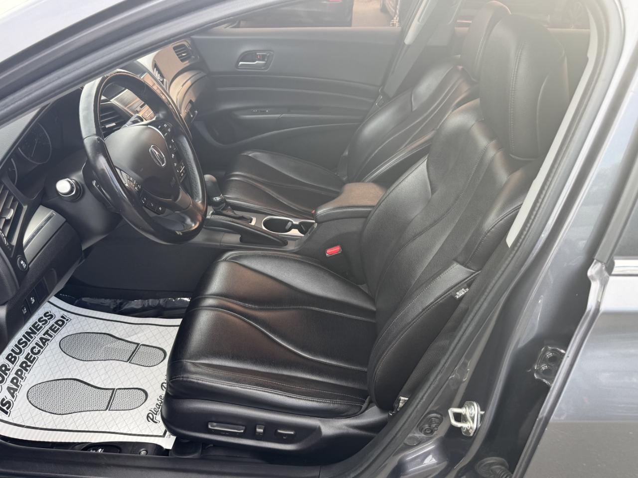 Acura ILX Base 2019