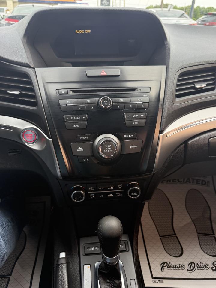 Acura ILX Base 2019
