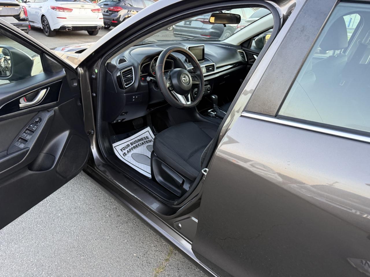 Mazda MAZDA3 i Sport AT 4-Door 2016