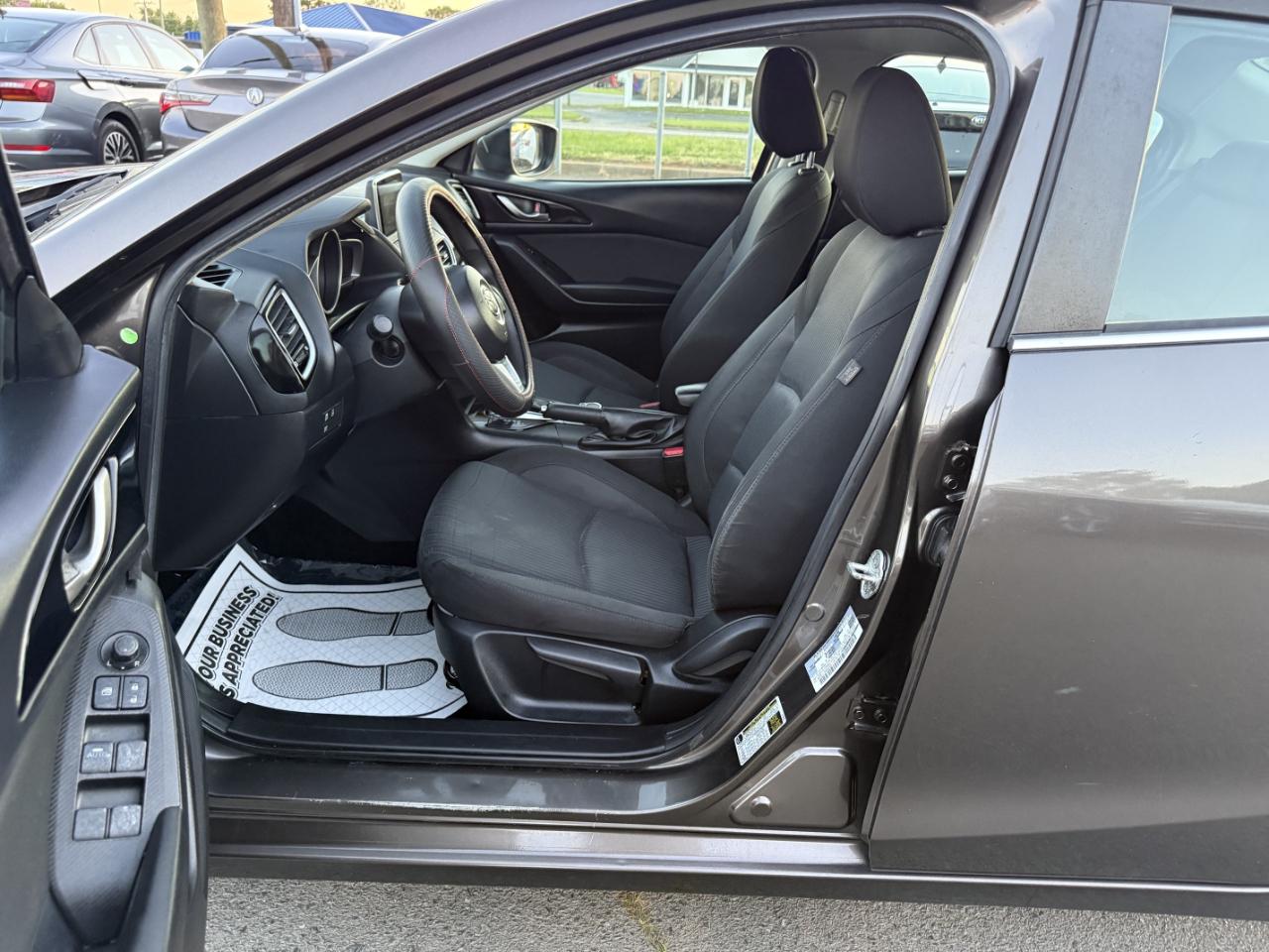 Mazda MAZDA3 i Sport AT 4-Door 2016
