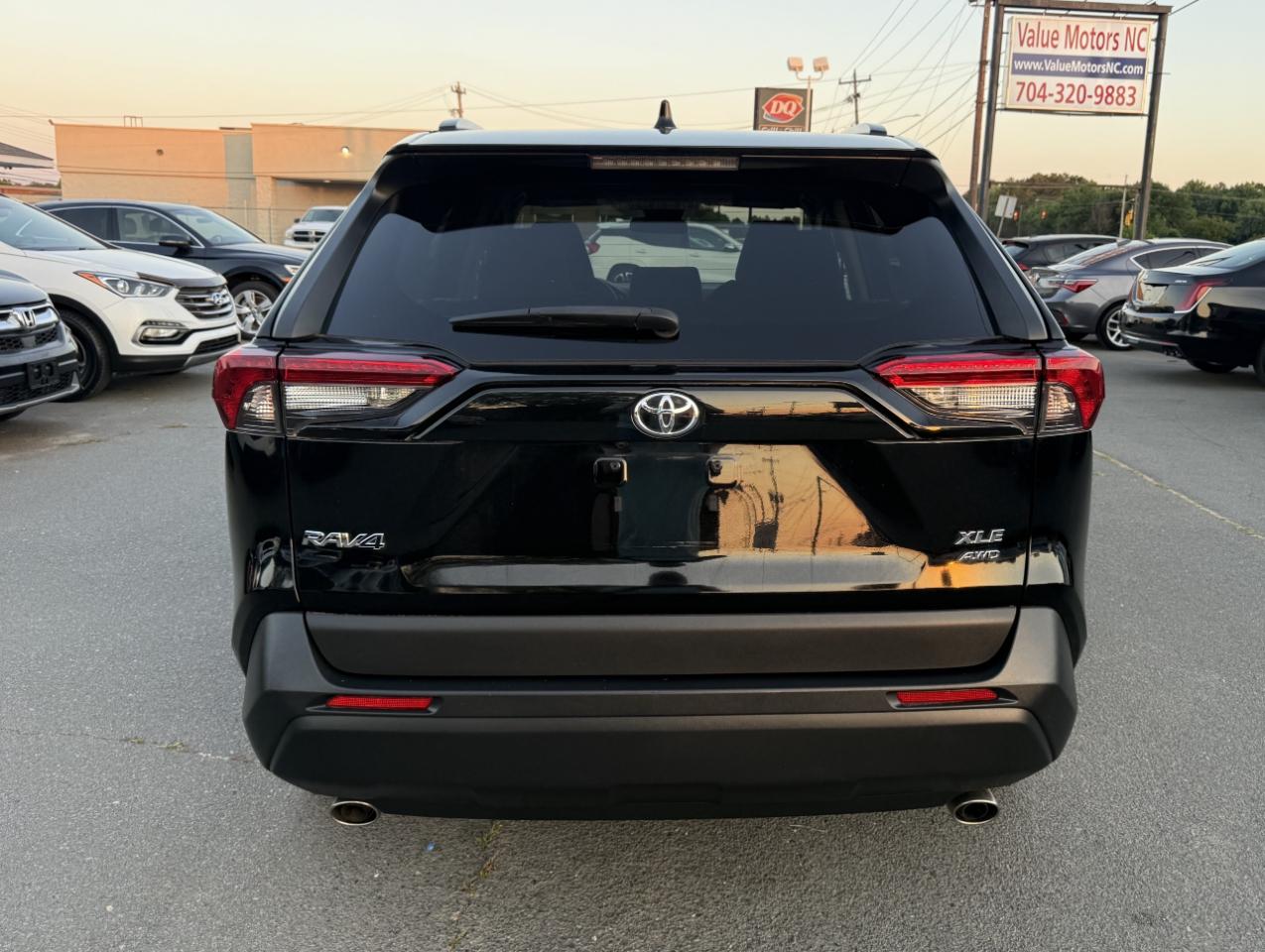 Toyota RAV4 XLE AWD 2020