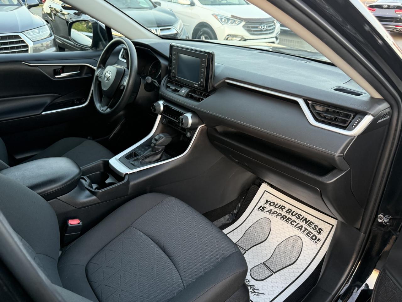 Toyota RAV4 XLE AWD 2020