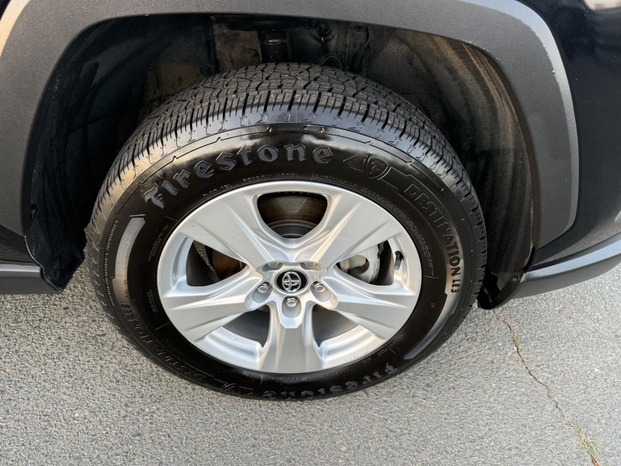 Toyota RAV4 XLE AWD 2020