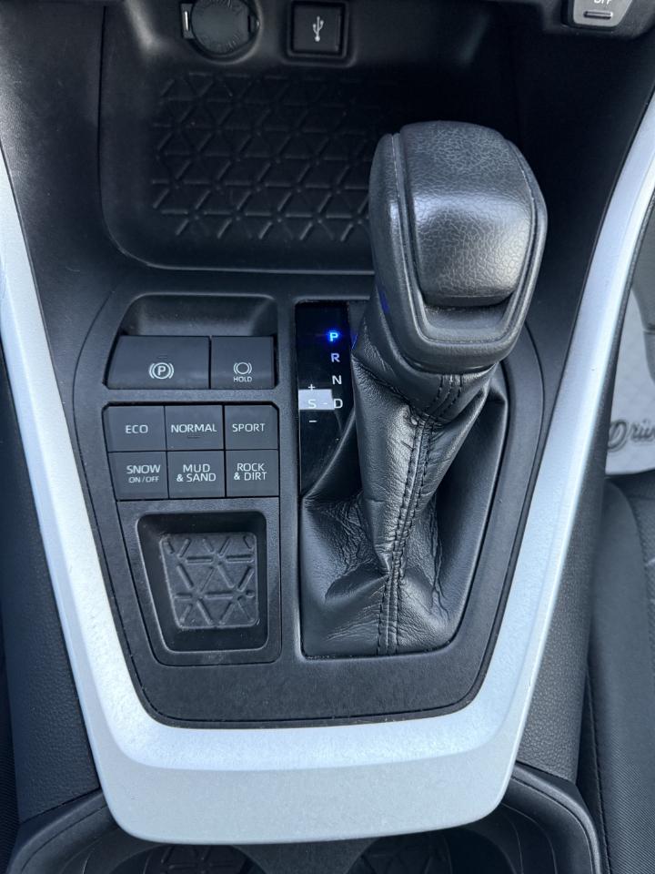 Toyota RAV4 XLE AWD 2020