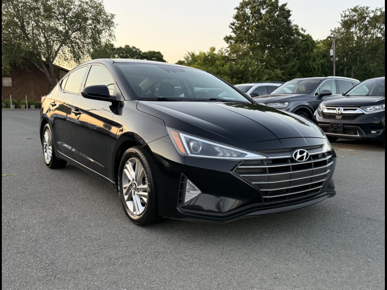 Hyundai Elantra Limited 2019