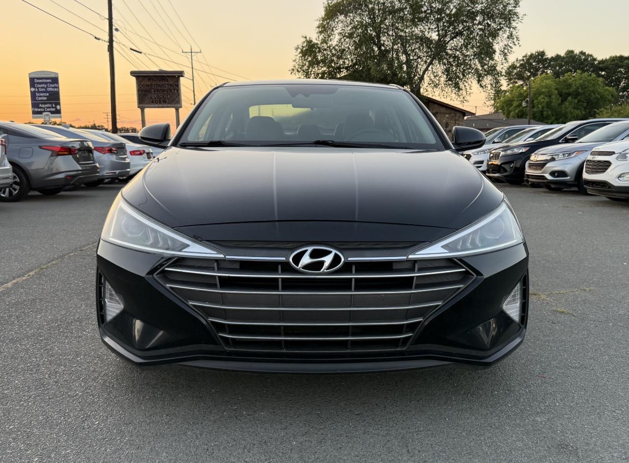 Hyundai Elantra Limited 2019