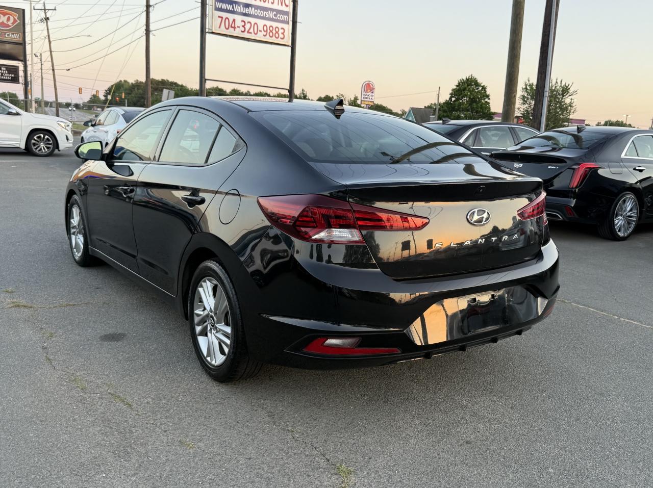 Hyundai Elantra Limited 2019
