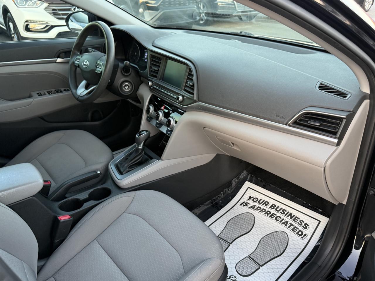 Hyundai Elantra Limited 2019