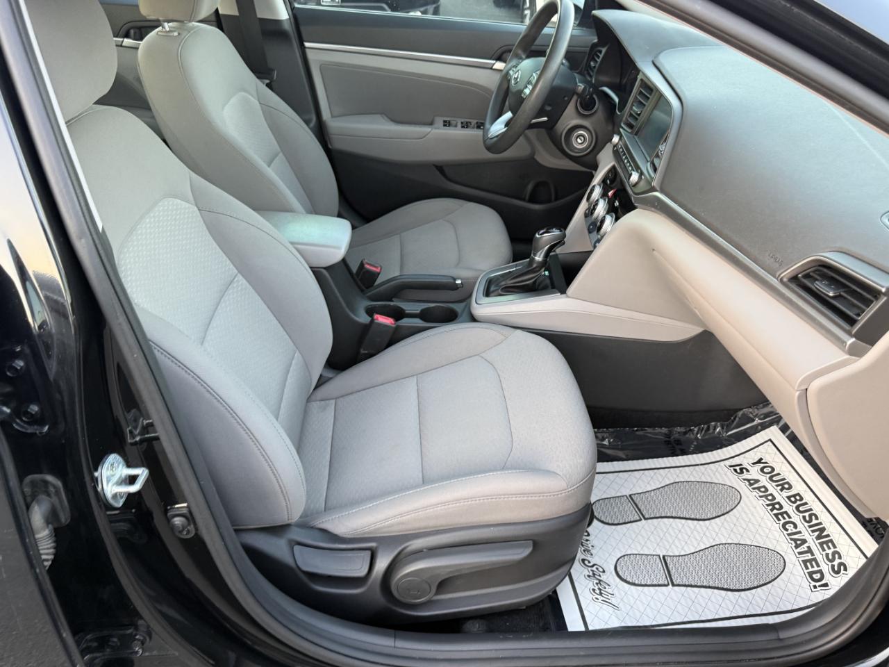 Hyundai Elantra Limited 2019
