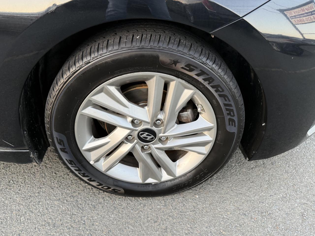 Hyundai Elantra Limited 2019