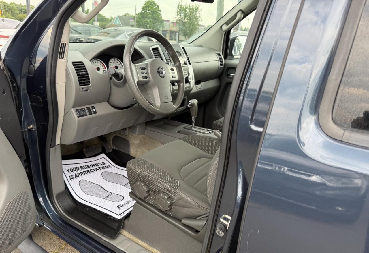 Nissan Frontier  2017