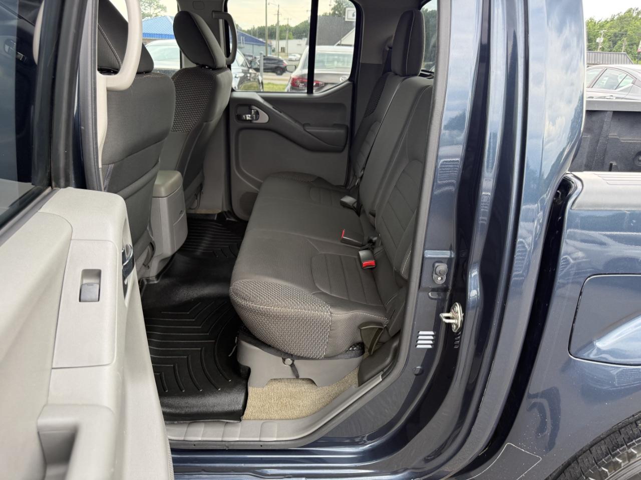 Nissan Frontier  2017