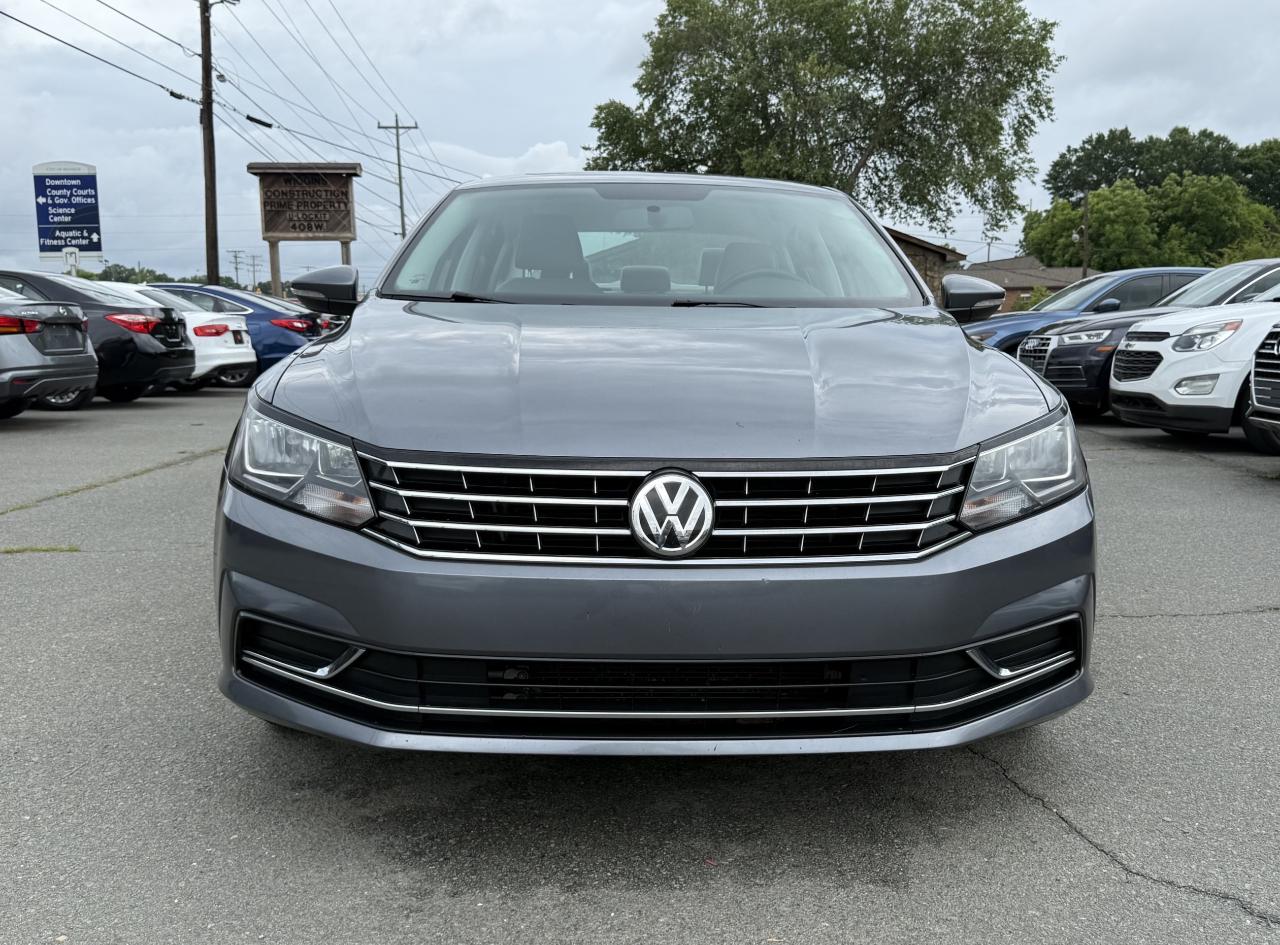 Volkswagen Passat SE 2018